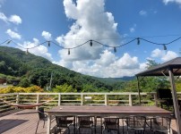 여름 하늘과 파티오