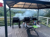 훈연 바베큐 풀가동